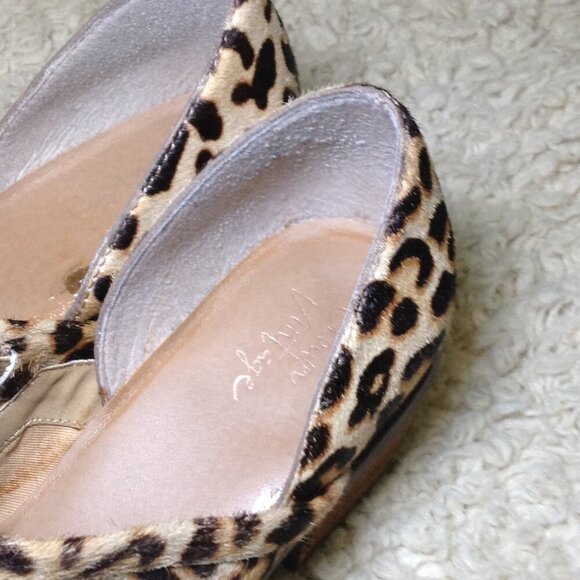 Crown Vintage (Emma Roberts) Leather, Booties "9.5"M, Chic, Trending, Leopard - Picture 4 of 7